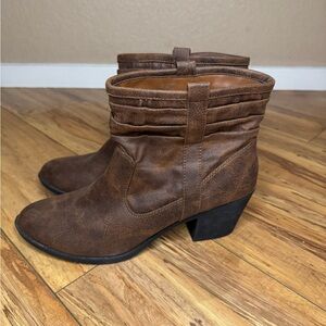 Arizona Jean Company Rustic Brown Ankle Booties